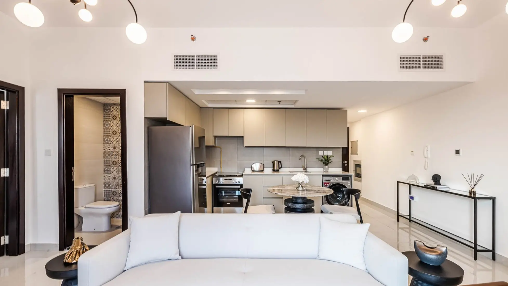 Unfurnished finishing 4