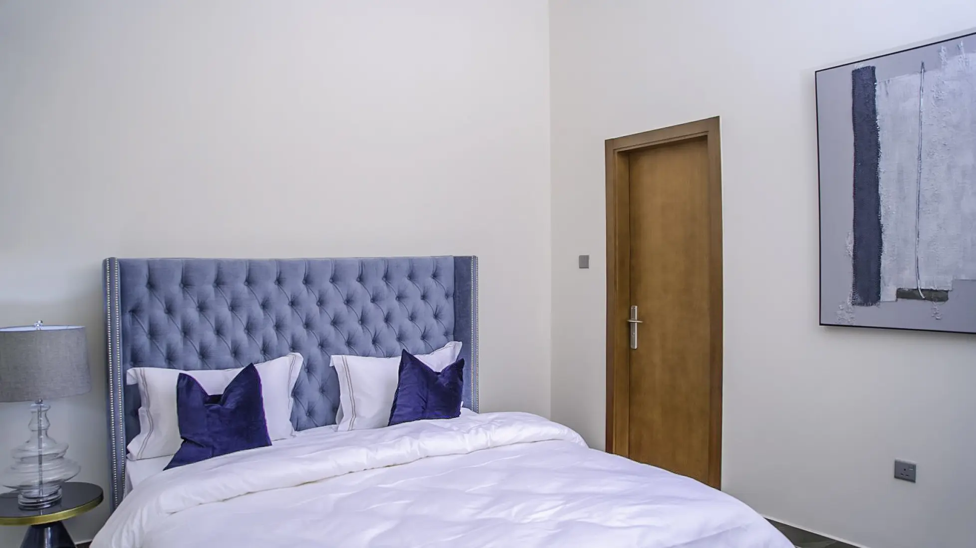 Unfurnished finishing 4