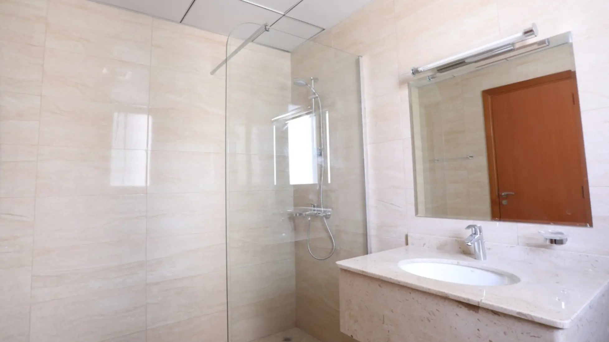 Unfurnished finishing 1