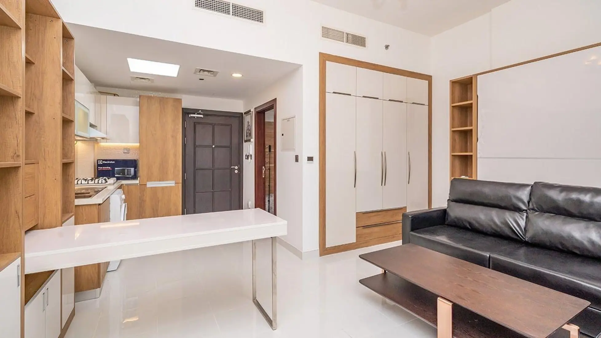 Unfurnished finishing 4