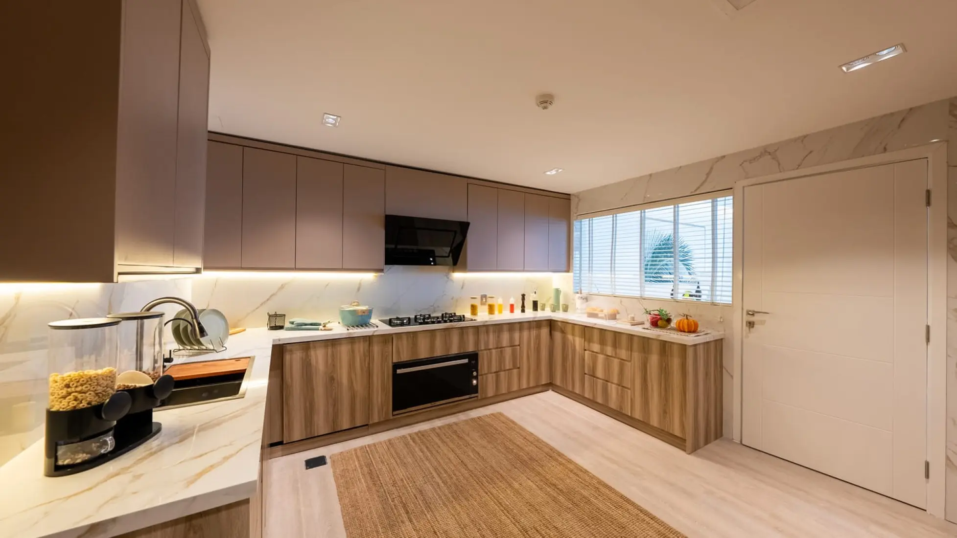 Unfurnished finishing 2