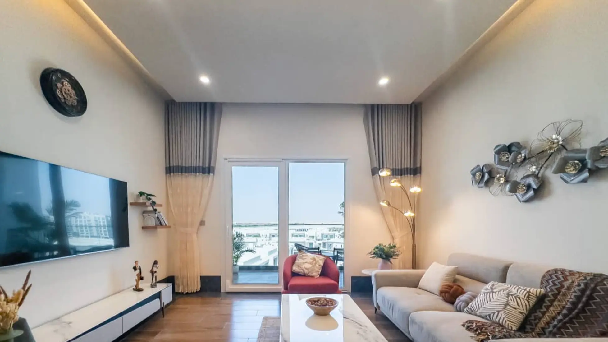 Unfurnished finishing 1