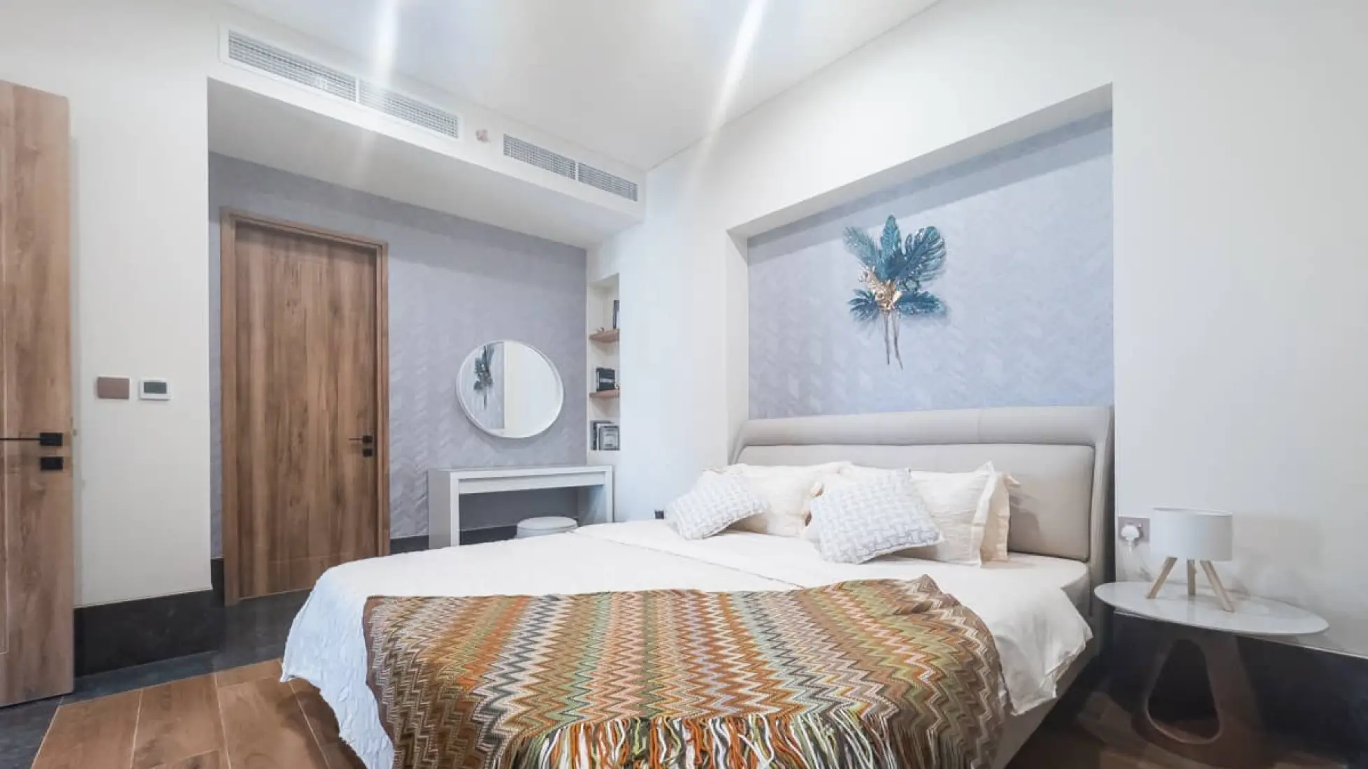 Unfurnished finishing 4