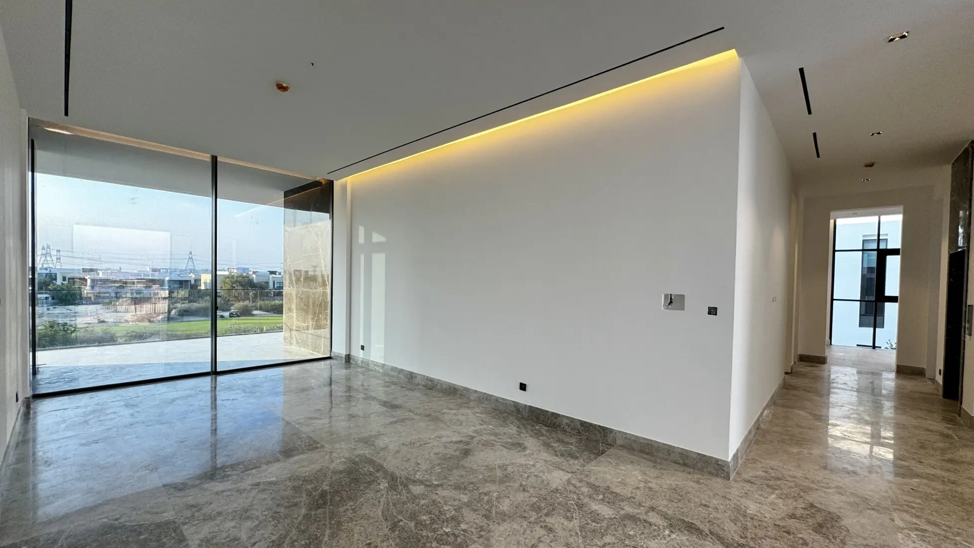 Unfurnished finishing 2