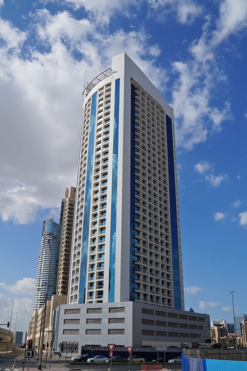 BURJ AL NUJOOM