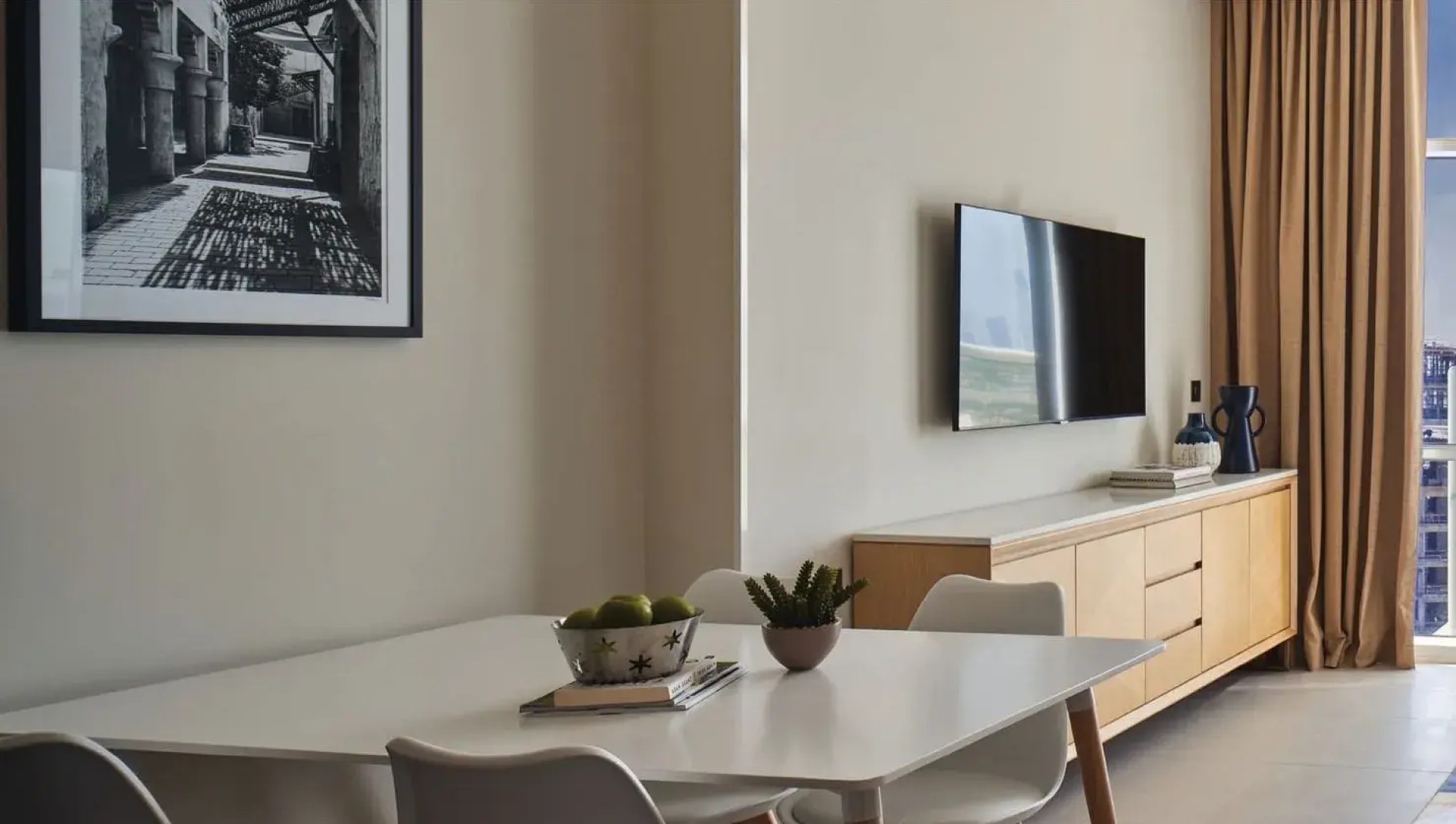 Unfurnished finishing 1